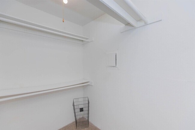 Building Photo - 21717 Inverness Forest Blvd