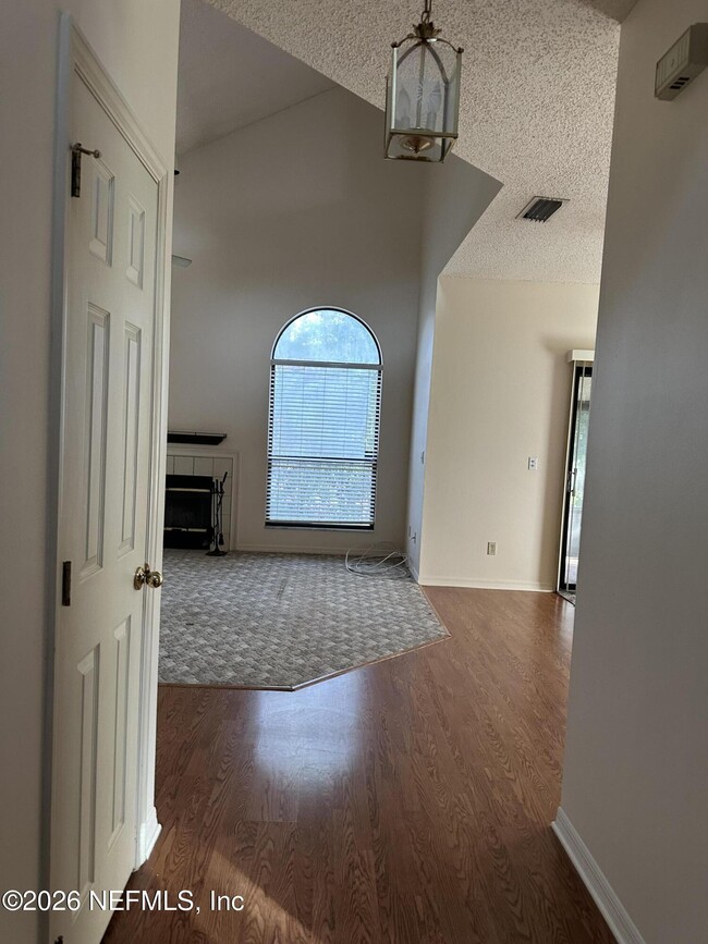 Building Photo - 2967 Lantana Lakes Dr E