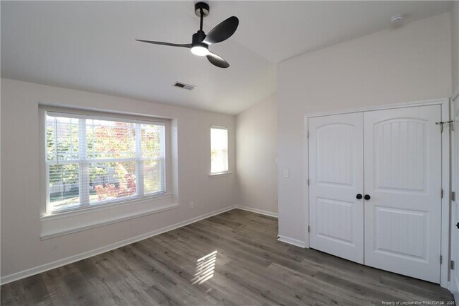Building Photo - 309 Carthage Ct