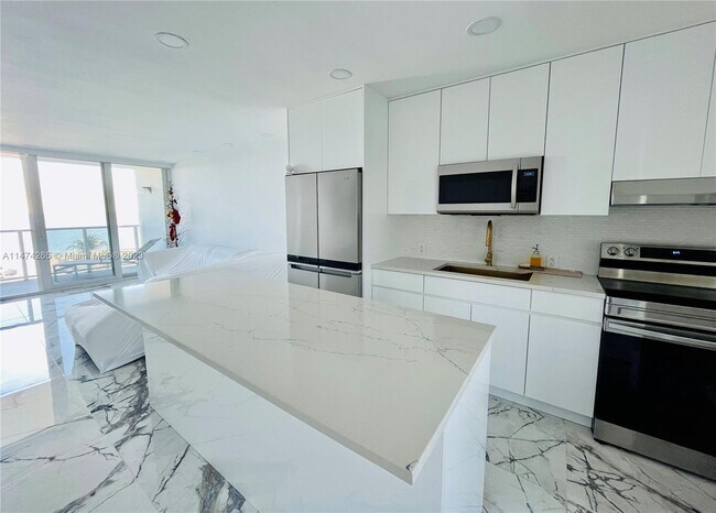 Primary Photo - 1200 N Fort Lauderdale Beach Blvd