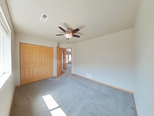Building Photo - 3505D Fallon Dr