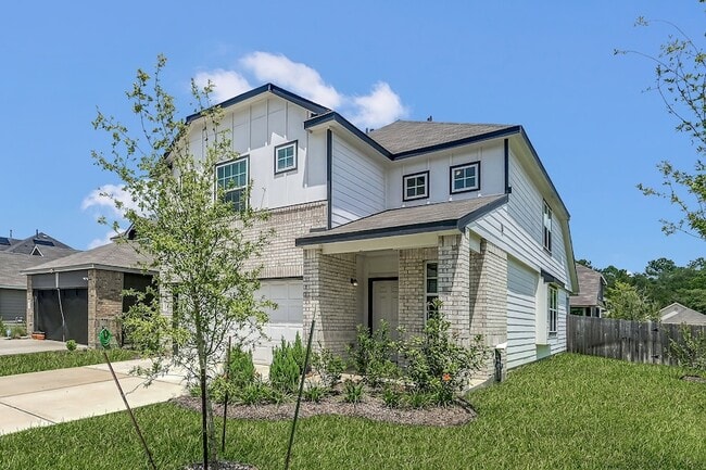 Building Photo - 2237 Raider Dr