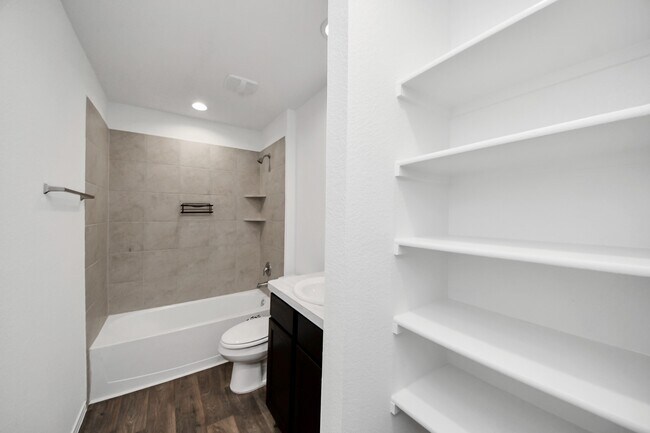 Building Photo - 21314 Sleepy Willow St