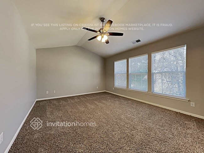 Building Photo - 9135 Hearst Ct