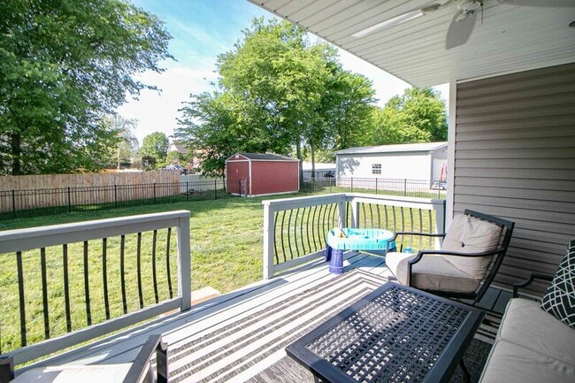 Building Photo - 1088 Jon Dr