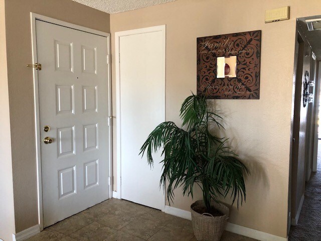 Building Photo - 1675 AZ-95