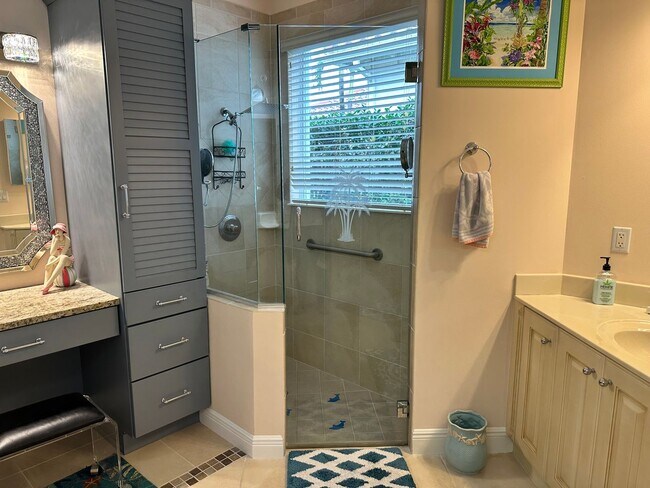 Building Photo - Fully Furnished Seasonal Home Rental with Pool in Fiddlers Creek