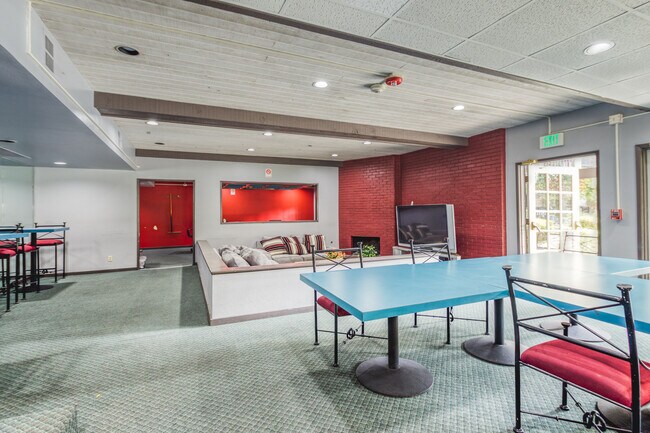 Building Photo - 22100 Burbank Blvd