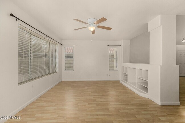 Building Photo - 1343 E Angela Dr