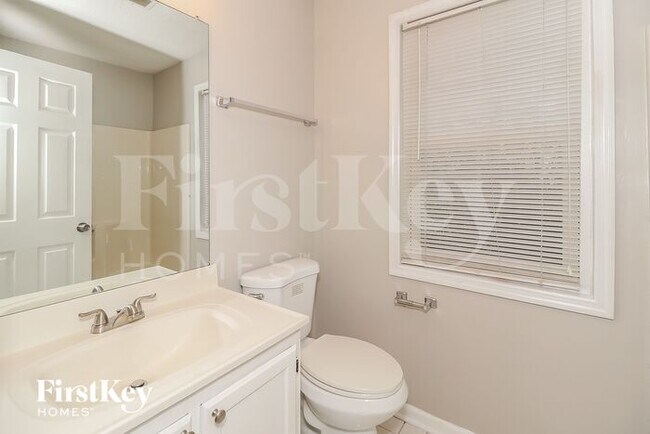 Building Photo - 3999 Verbena Dr