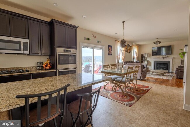 Building Photo - 3365 Alydar Rd