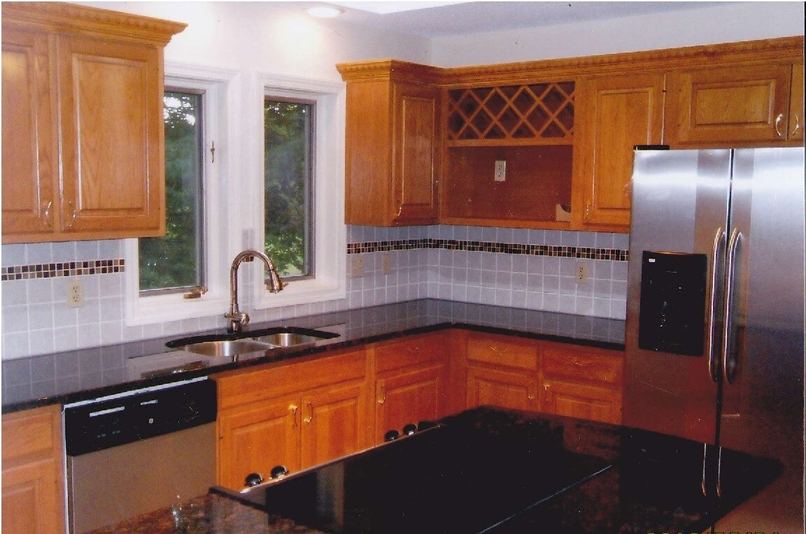 OPEN KITCHEN - 100 Winterbourne Ln