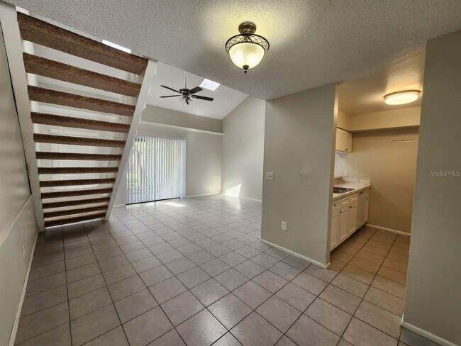 Building Photo - 2760 Gray Fox Ln