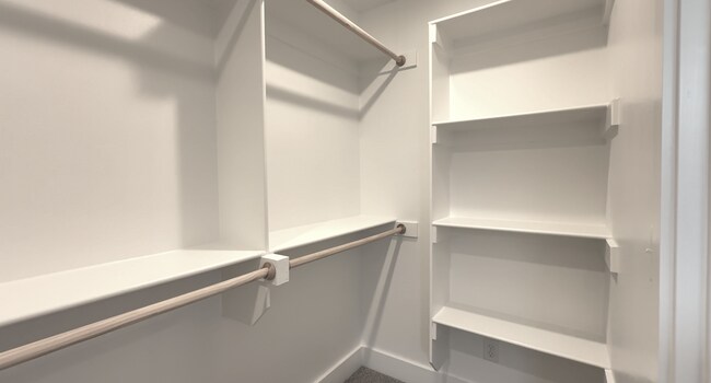 Building Photo - 3700 N Wiley Dr