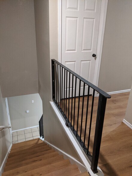 Building Photo - 536 waco st