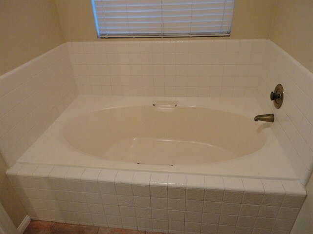 Building Photo - 9000 Feather River Ct