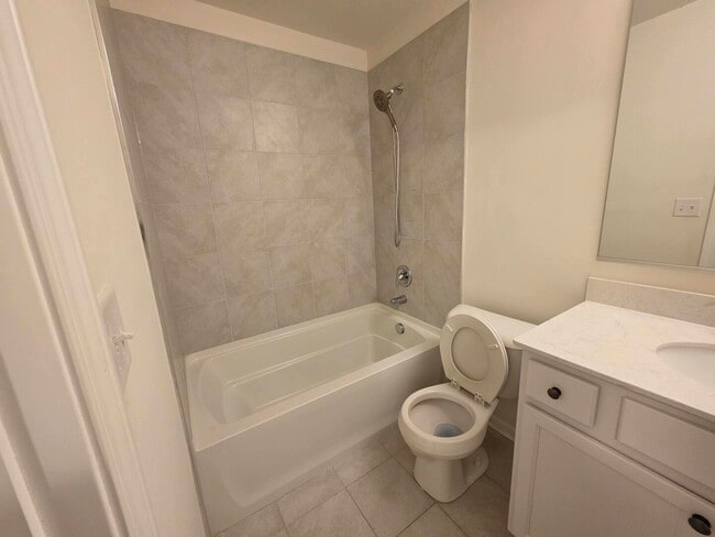 Building Photo - 4449 Monroe Ct