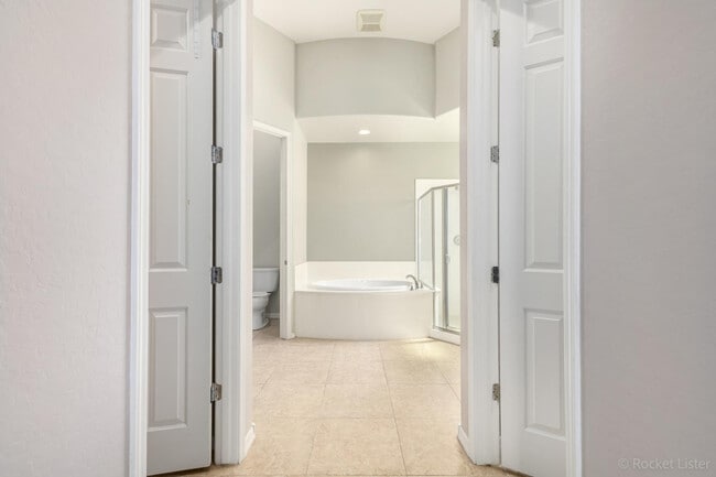 Building Photo - 2430 N 142nd Dr