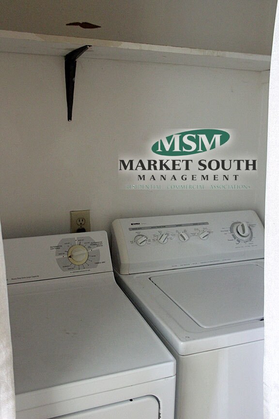 Building Photo - **APPLICATION PENDING!** WILMINGTON ISLAND...