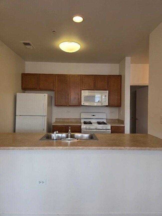 Building Photo - 3506 S State St