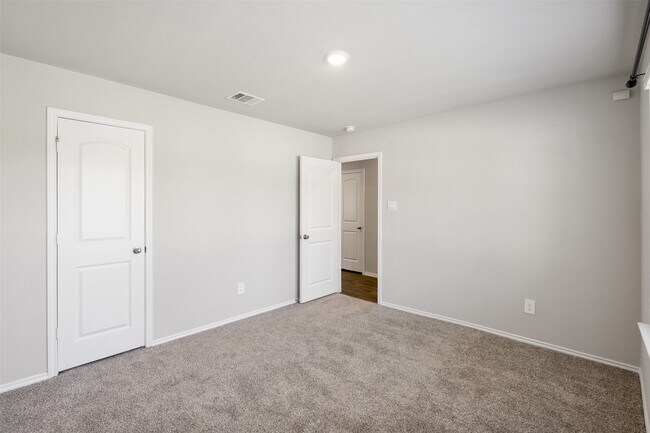 Building Photo - 14805 Prickly Pear Cv