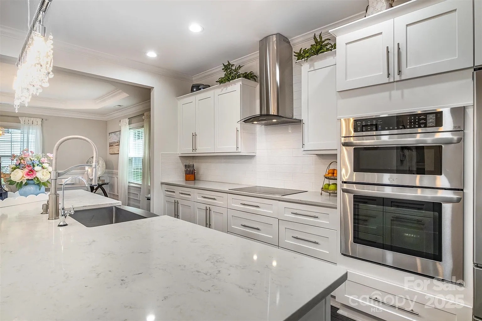 Building Photo - Room in House on Knollwood Cir