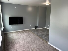 Building Photo - 509 Mosher St