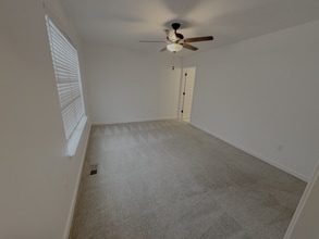 Building Photo - 2812 Church St