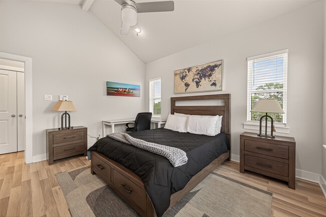 Building Photo - 6744 Del Rio St