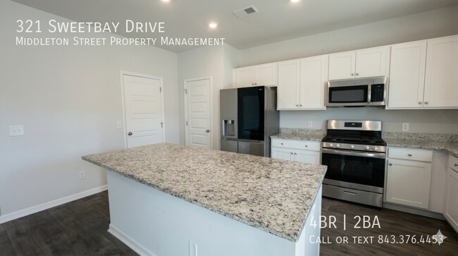 Building Photo - 321 Sweetbay Dr