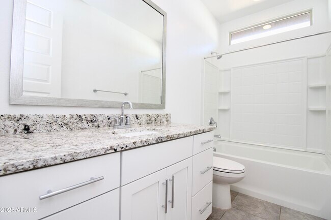 Building Photo - 12546 W Calle De Baca