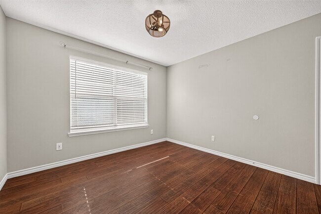 Building Photo - 19210 Moss Meadow Ln