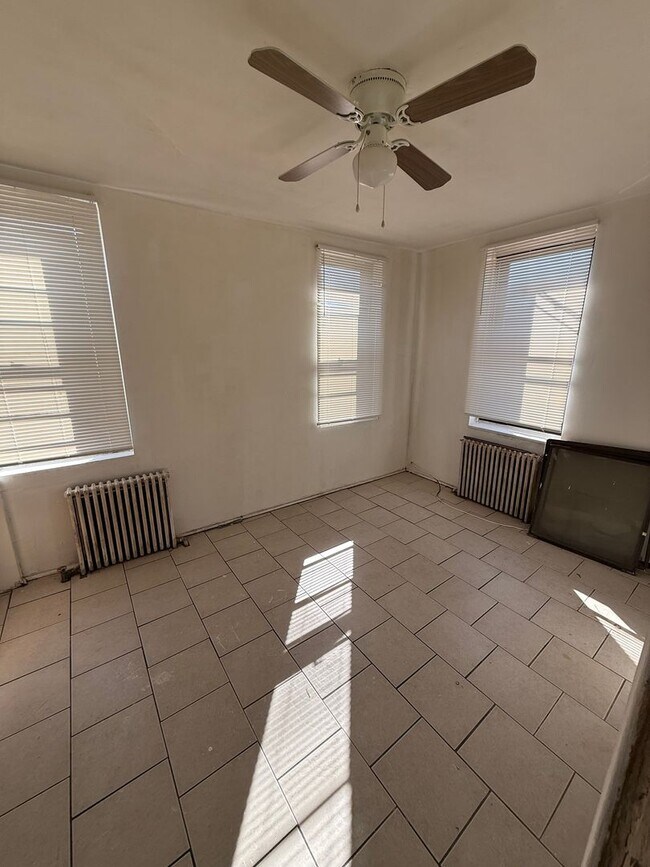 Building Photo - 2255 S Croskey St