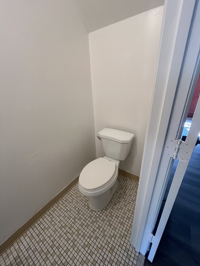 Building Photo - 14553 Old Courthouse Way