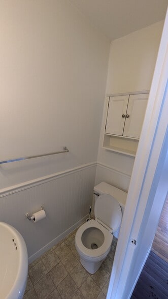 Building Photo - 36 Madison Ln