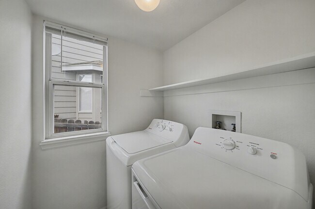 Building Photo - 1214 S Weldona Ln