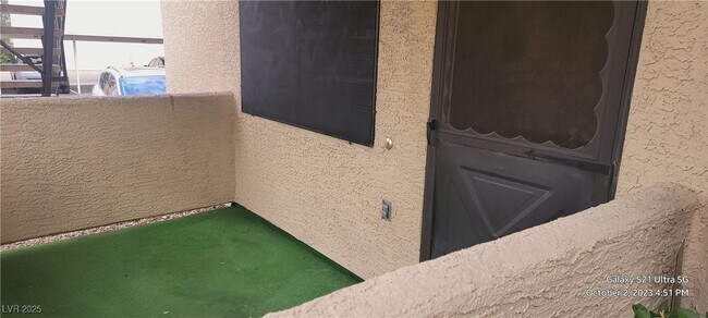 Building Photo - 1208 Observation Dr