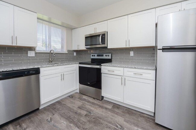 Building Photo - Taylor Park Apartment Homes