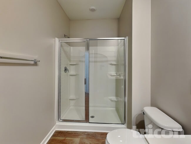 Building Photo - 1250 Aurora Glen Dr