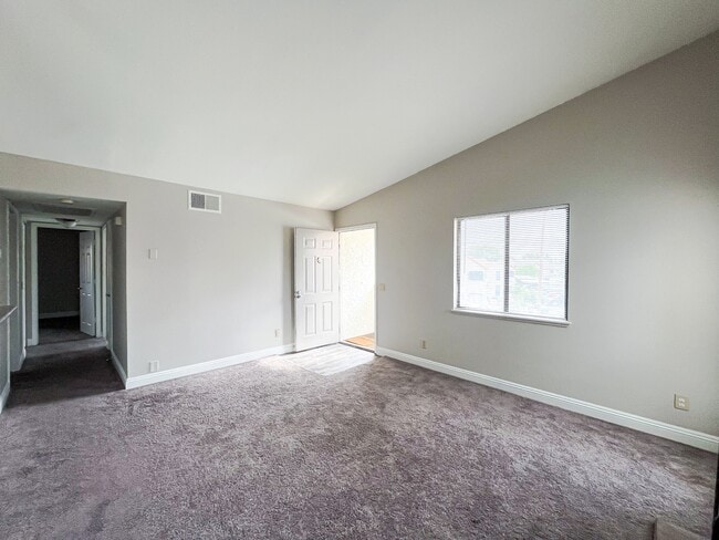Building Photo - 2112 Sunfish Dr