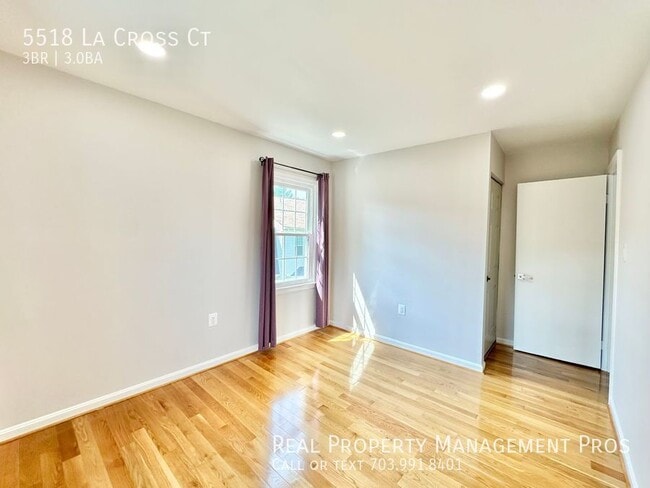 Building Photo - 5518 La Cross Ct