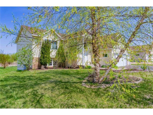 Building Photo - 211X Blake Ave