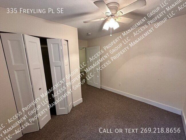 Building Photo - 335 Freyling Pl SE