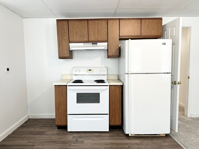 Building Photo - 123 High St