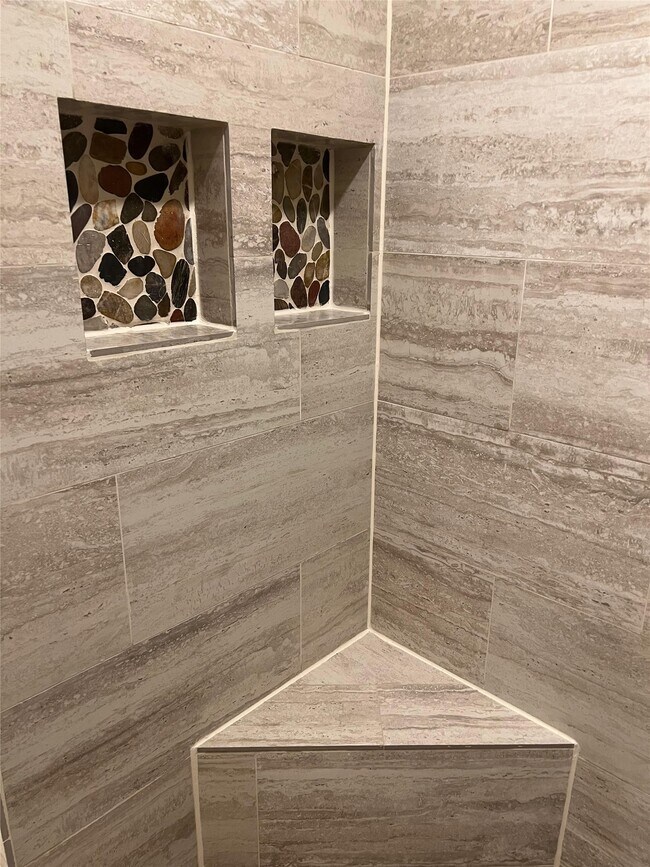 Building Photo - 194 Harvard St