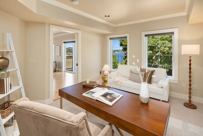 Building Photo - Luxury Penthouse with 600+ Sqft Terrace & ...