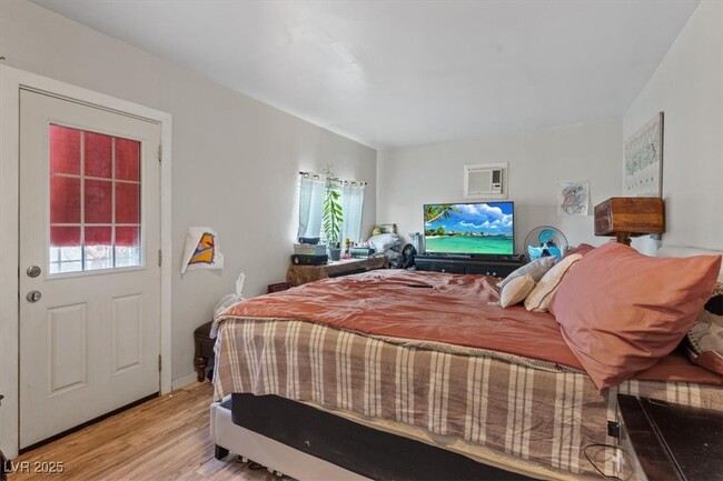 Building Photo - 4602 Inland Ct