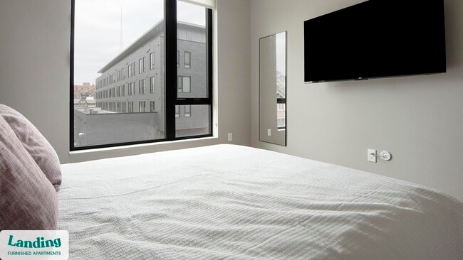 Building Photo - 299 DeBaliviere Ave