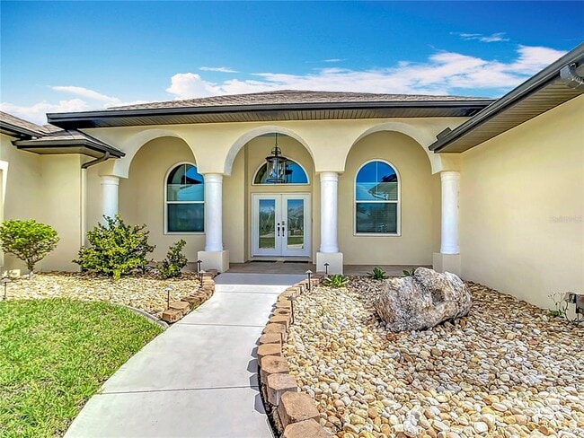 Building Photo - 613 Boundary Blvd