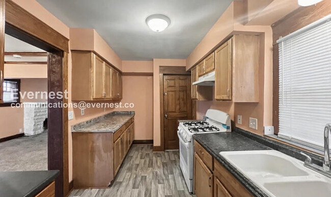 Building Photo - 3019 Walrond Ave